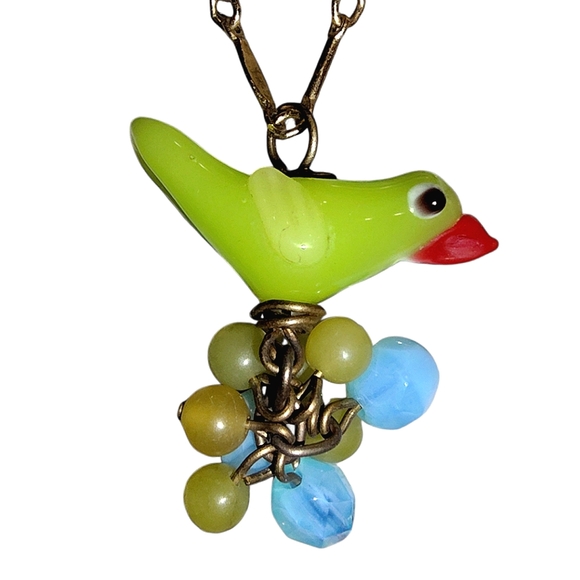 Lenora Dame Anthropologie Green Bird Gold Tone Necklace - Picture 4 of 5